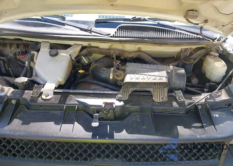 2011 Chevrolet Express 1500 Work Van z USA, uszkodzony, nr VIN 1GCSGAFX4B1168817